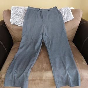 Men's Croft and Barrow gray dress pant 32x30